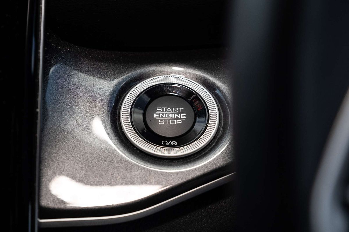 2022 Jeep Grand Cherokee L Night Eagle WL