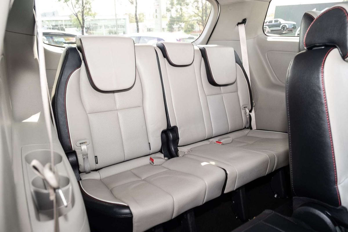 2018 Kia Carnival Platinum YP
