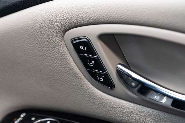 2018 Kia Carnival Platinum YP