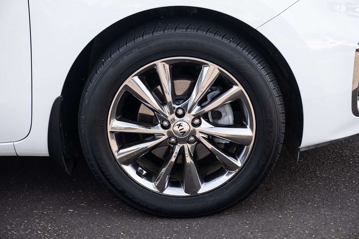 2018 Kia Carnival Platinum YP