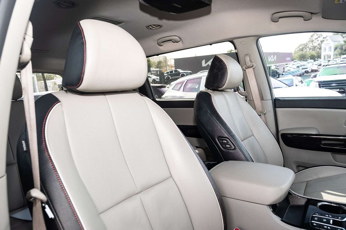 2018 Kia Carnival Platinum YP