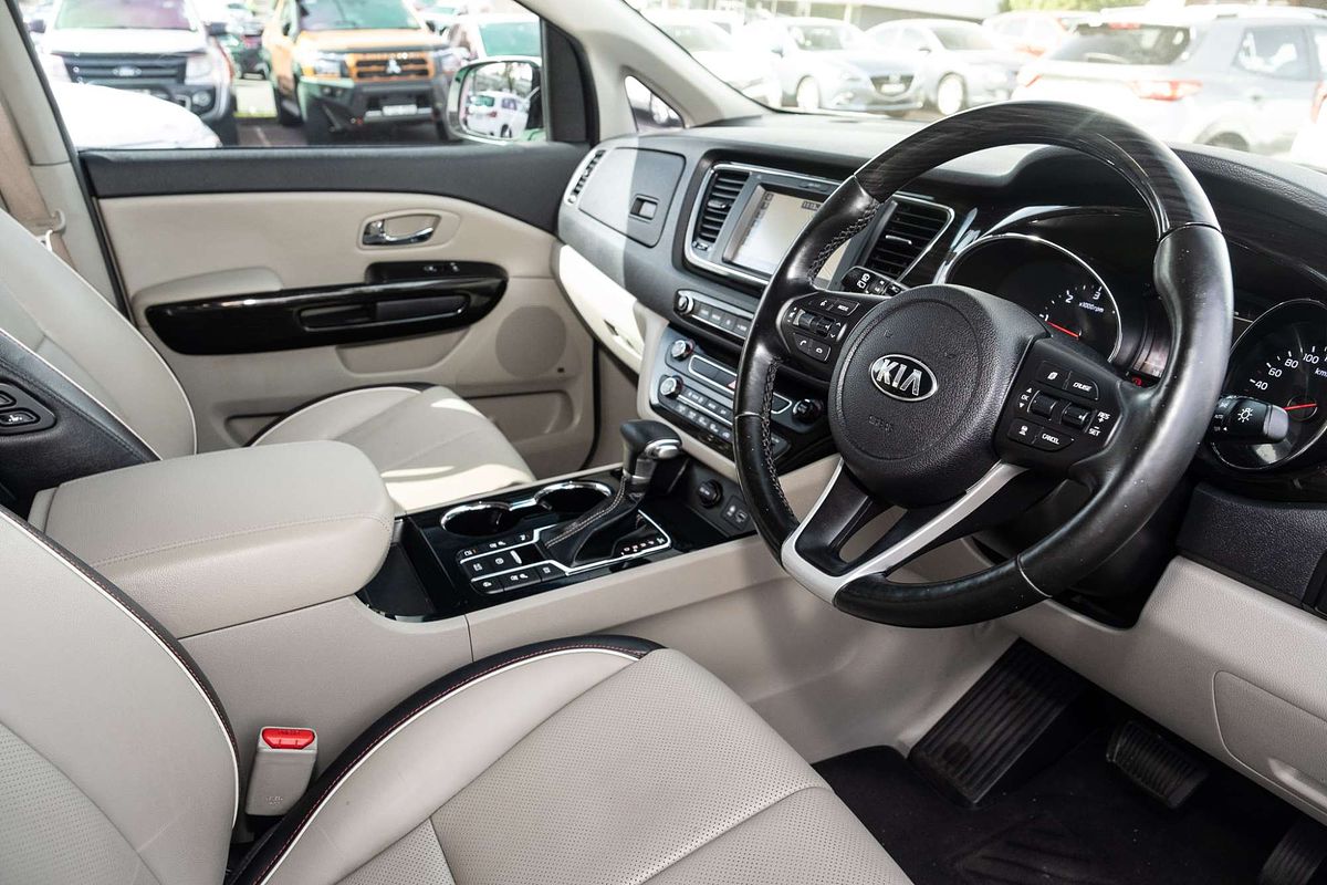 2018 Kia Carnival Platinum YP