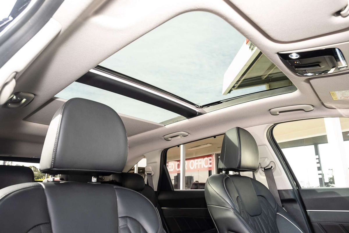 2023 Kia Sorento GT-Line MQ4