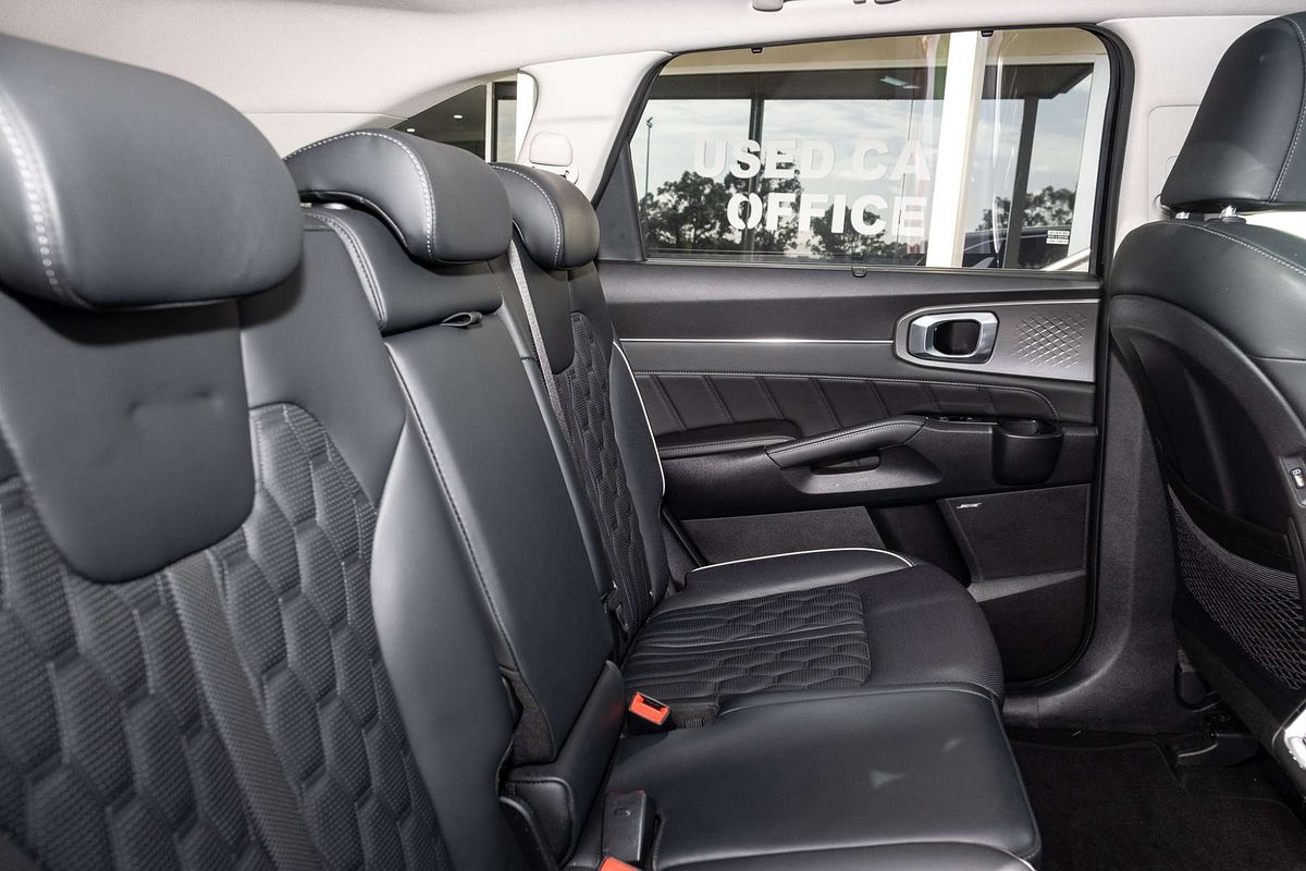 2023 Kia Sorento GT-Line MQ4