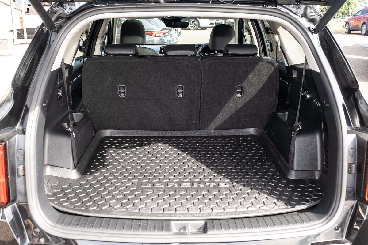 2023 Kia Sorento GT-Line MQ4