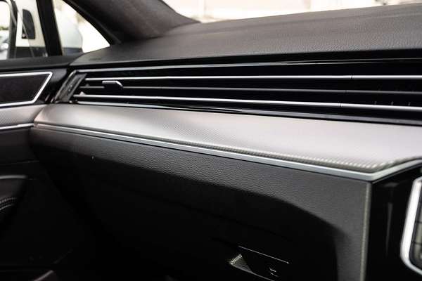 2016 Volkswagen Passat 206TSI R-Line B8