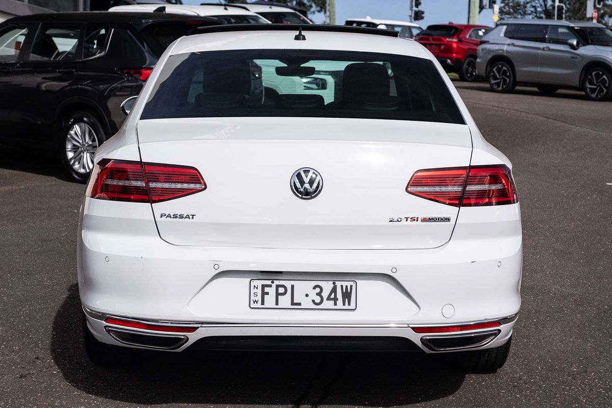 2016 Volkswagen Passat 206TSI R-Line B8
