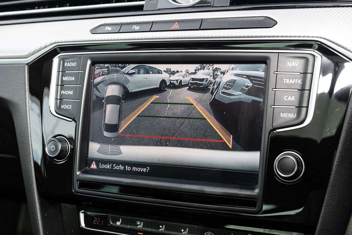 2016 Volkswagen Passat 206TSI R-Line B8