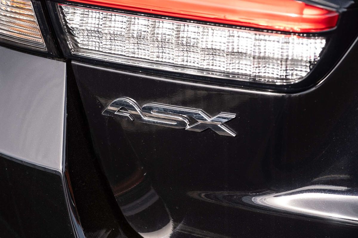 2024 Mitsubishi ASX ES XD