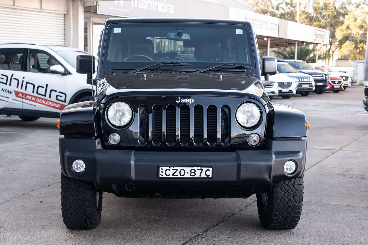 2015 Jeep Wrangler Unlimited Overland JK