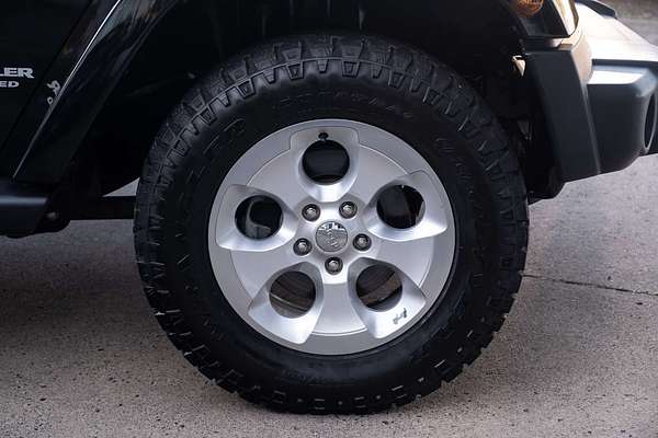 2015 Jeep Wrangler Unlimited Overland JK