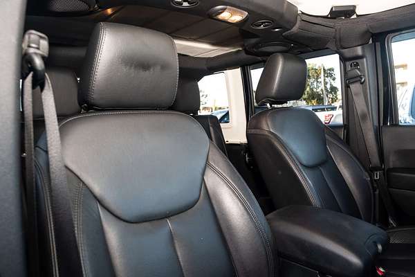 2015 Jeep Wrangler Unlimited Overland JK
