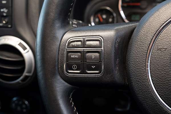 2015 Jeep Wrangler Unlimited Overland JK