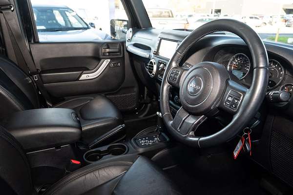 2015 Jeep Wrangler Unlimited Overland JK