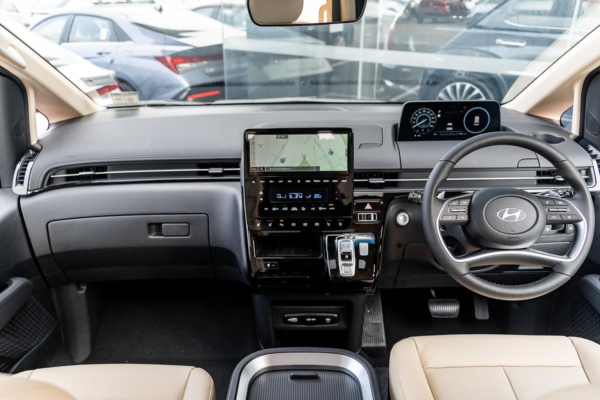 2025 Hyundai STARIA Highlander US4.V3