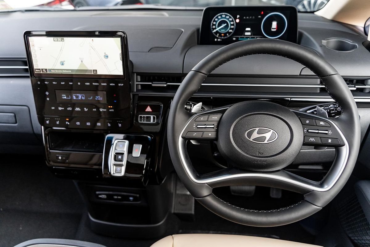2025 Hyundai STARIA Highlander US4.V3