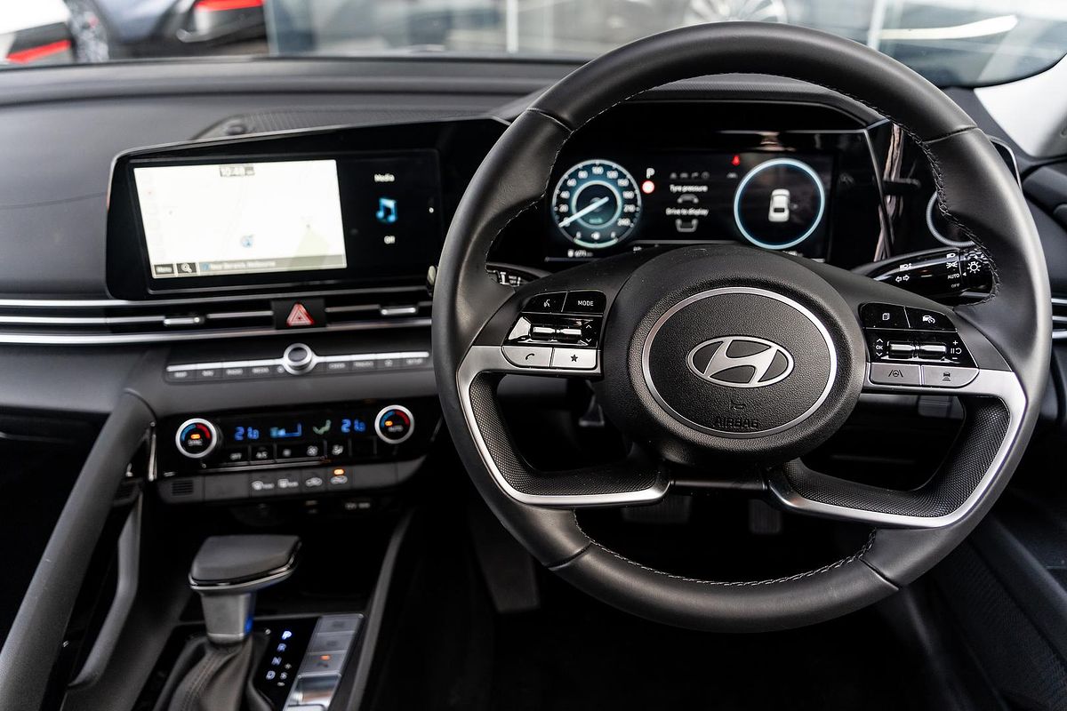 2025 Hyundai i30 Elite CN7.V2