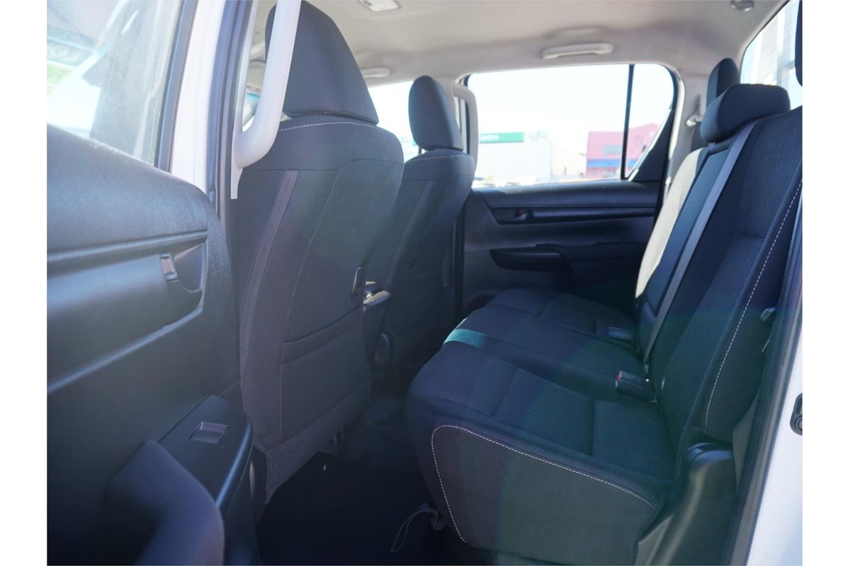 2020 Toyota Hilux SR GUN126R 4X4