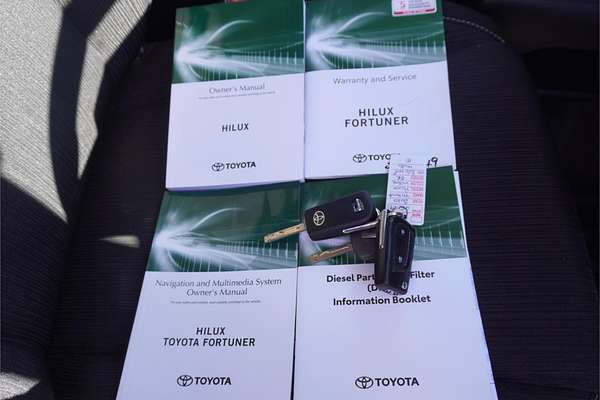 2020 Toyota Hilux SR GUN126R 4X4