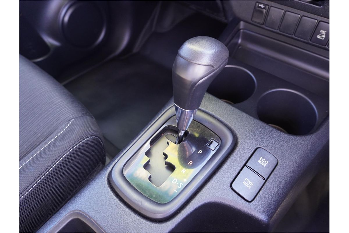 2020 Toyota Hilux SR GUN126R 4X4