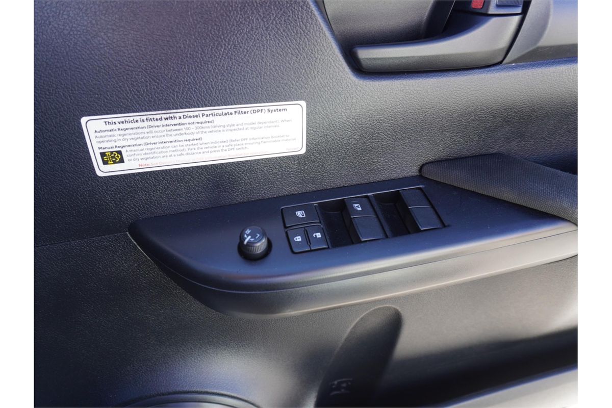 2020 Toyota Hilux SR GUN126R 4X4