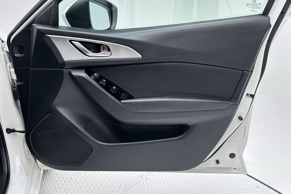 2018 Mazda 3 Neo Sport BN Series