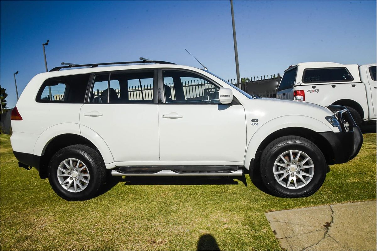 2011 Mitsubishi Challenger LS PB