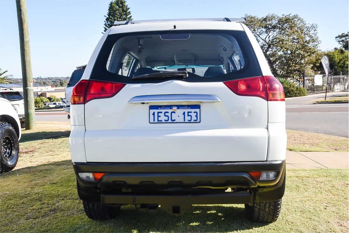2011 Mitsubishi Challenger LS PB