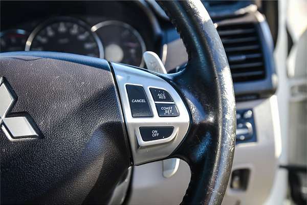 2011 Mitsubishi Challenger LS PB