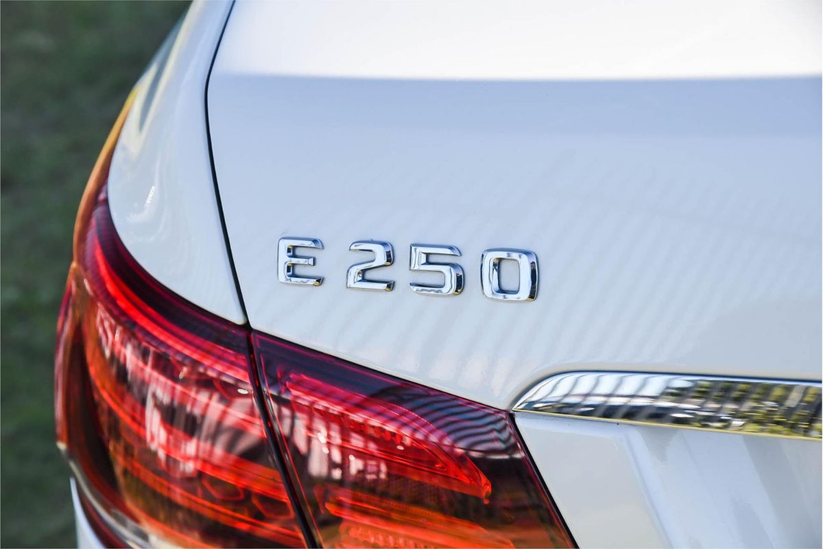 2014 Mercedes-Benz E-Class E250 A207