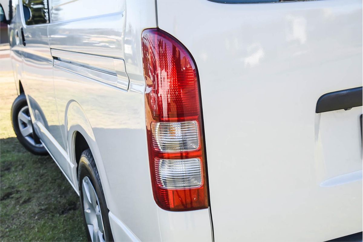 2018 Toyota Hiace KDH201R LWB