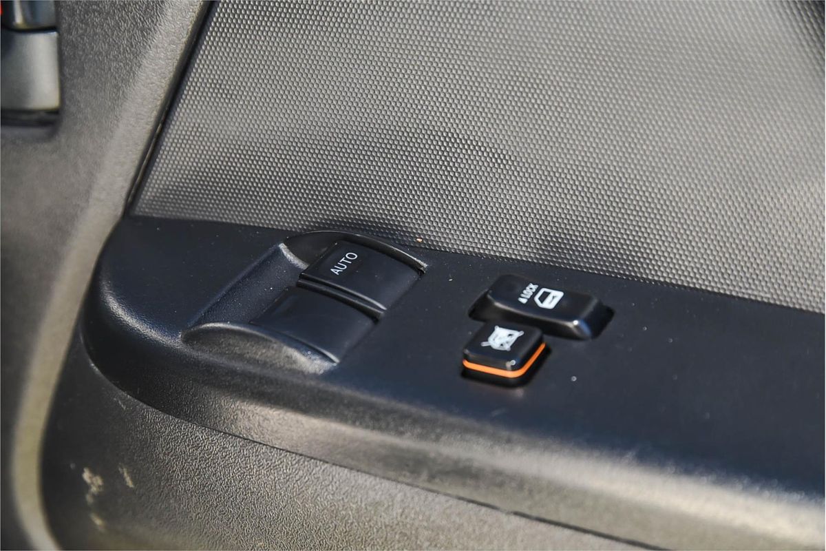 2018 Toyota Hiace KDH201R LWB