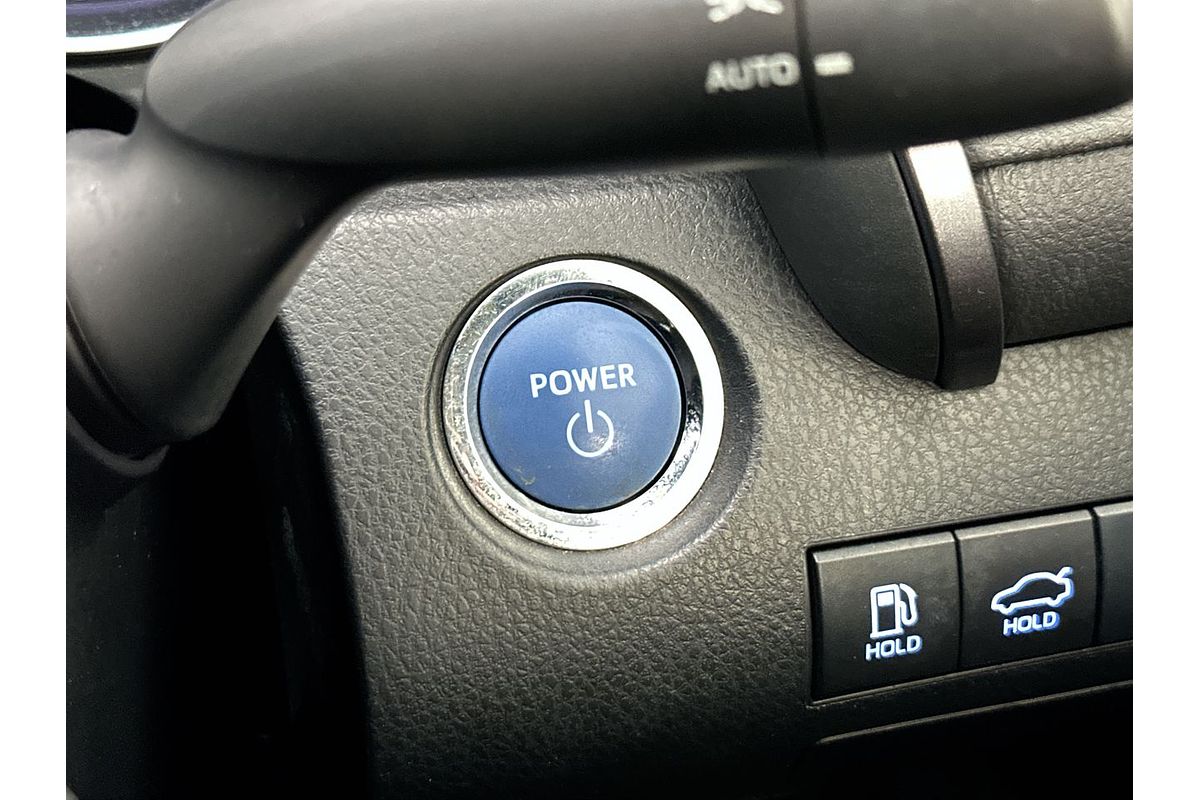 2018 Toyota Camry Ascent AXVH71R