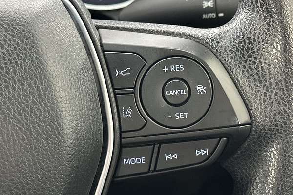 2018 Toyota Camry Ascent AXVH71R