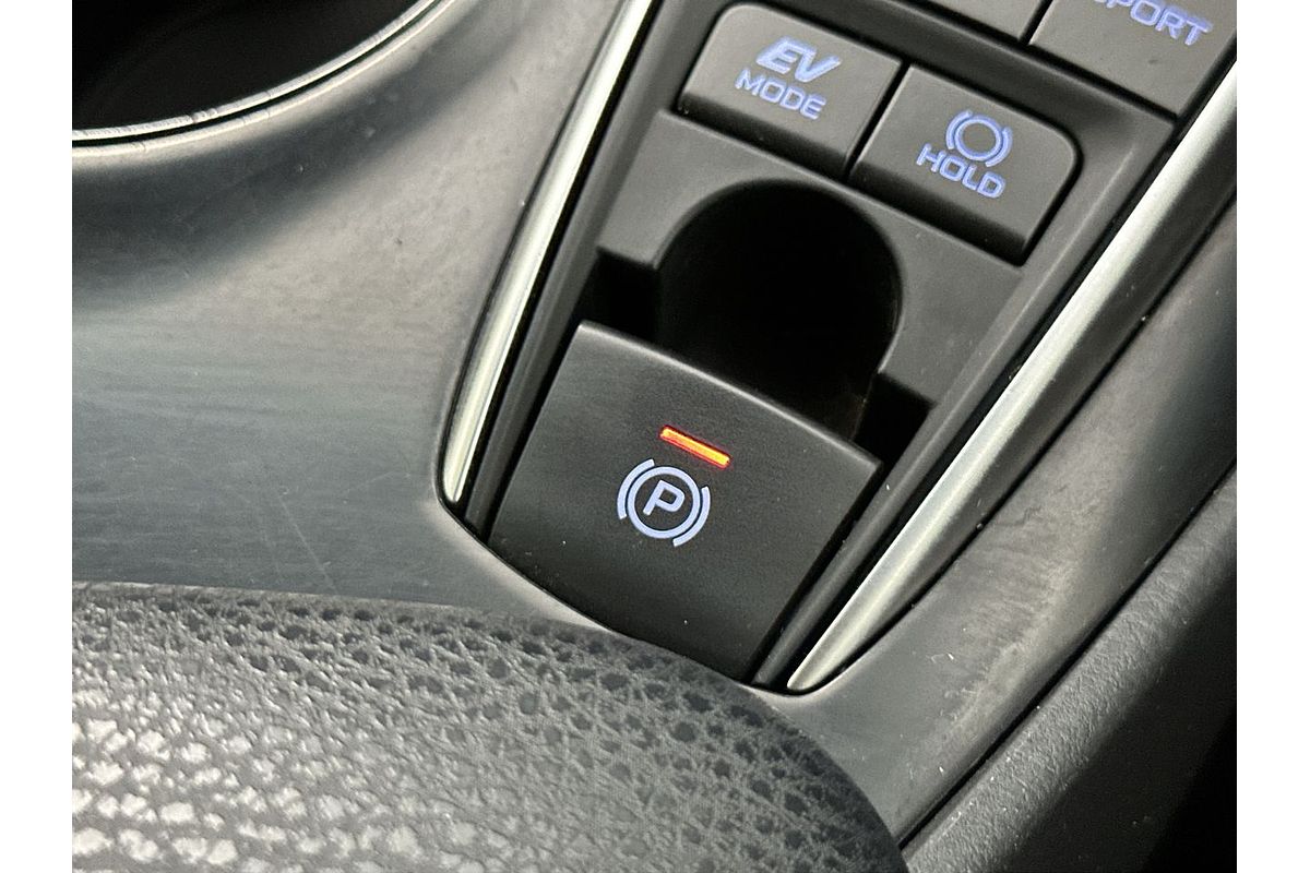 2018 Toyota Camry Ascent AXVH71R