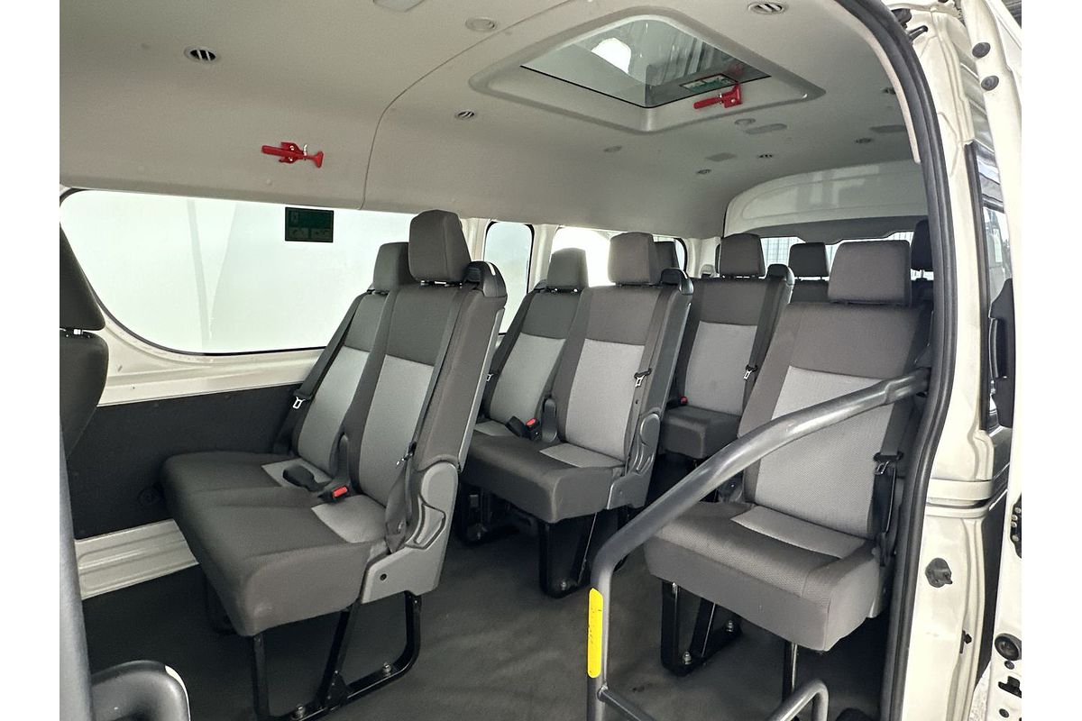2019 Toyota Hiace Commuter GDH322R