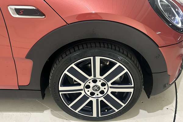 2021 MINI Clubman Cooper S MINI Yours F54 LCI
