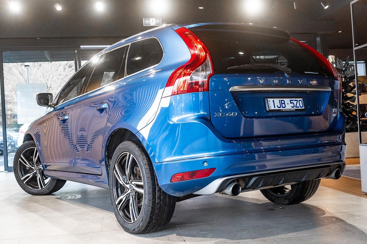 2017 Volvo XC60 T5 R-Design
