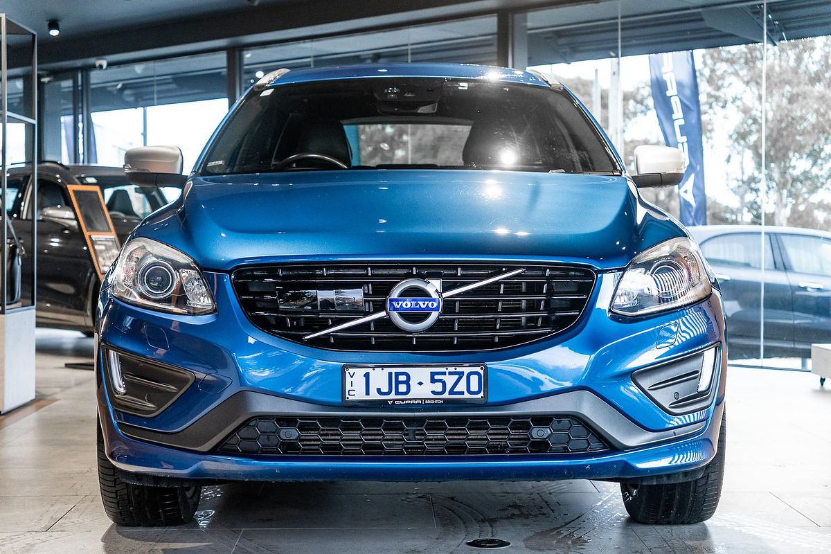 2017 Volvo XC60 T5 R-Design