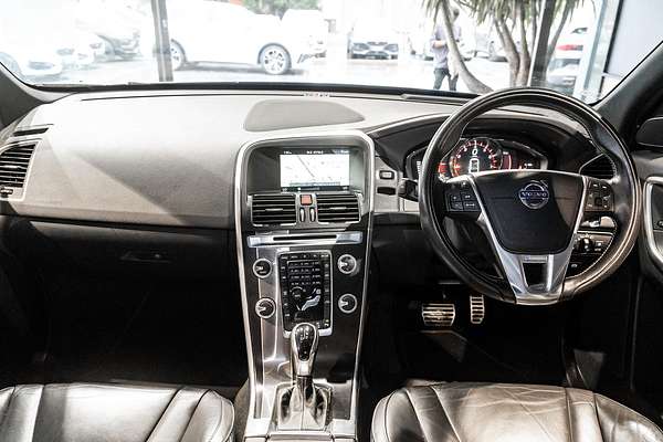 2017 Volvo XC60 T5 R-Design