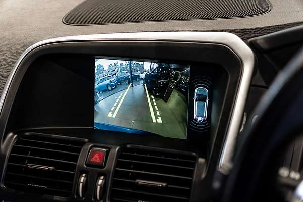 2017 Volvo XC60 T5 R-Design