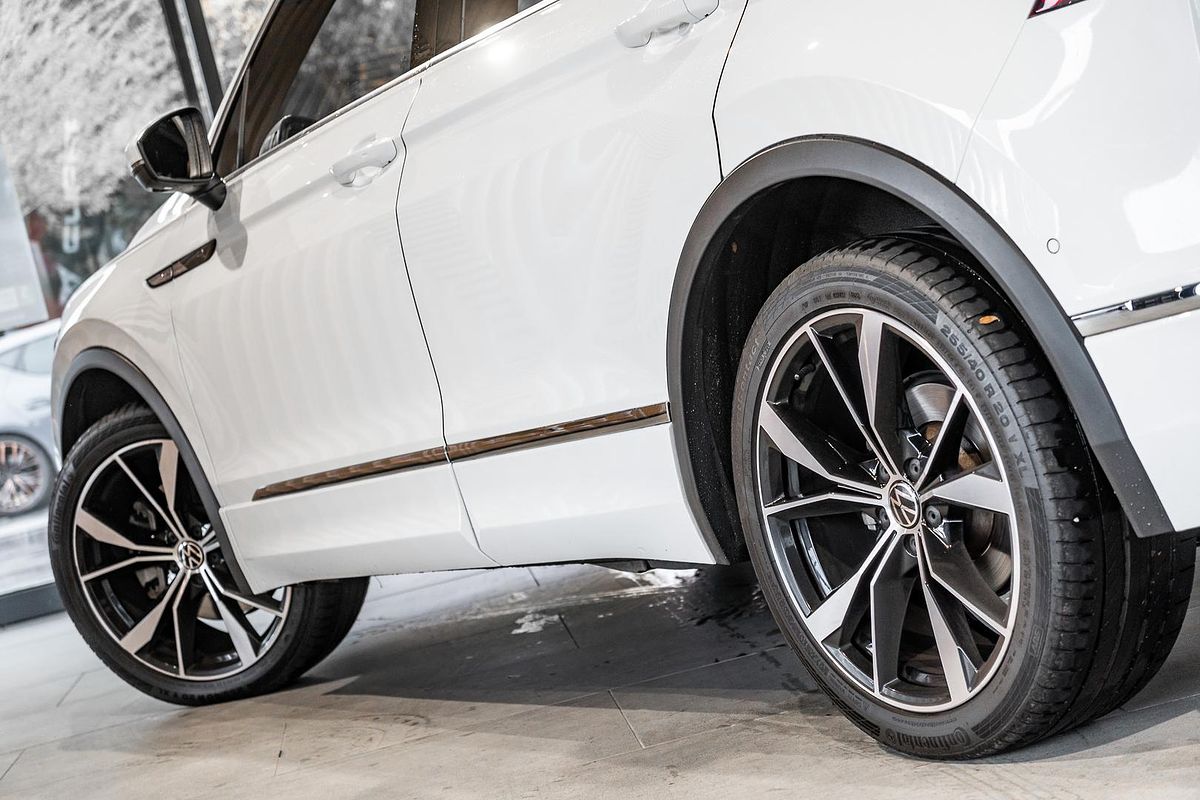 2022 Volkswagen Tiguan 162TSI R-Line 5N