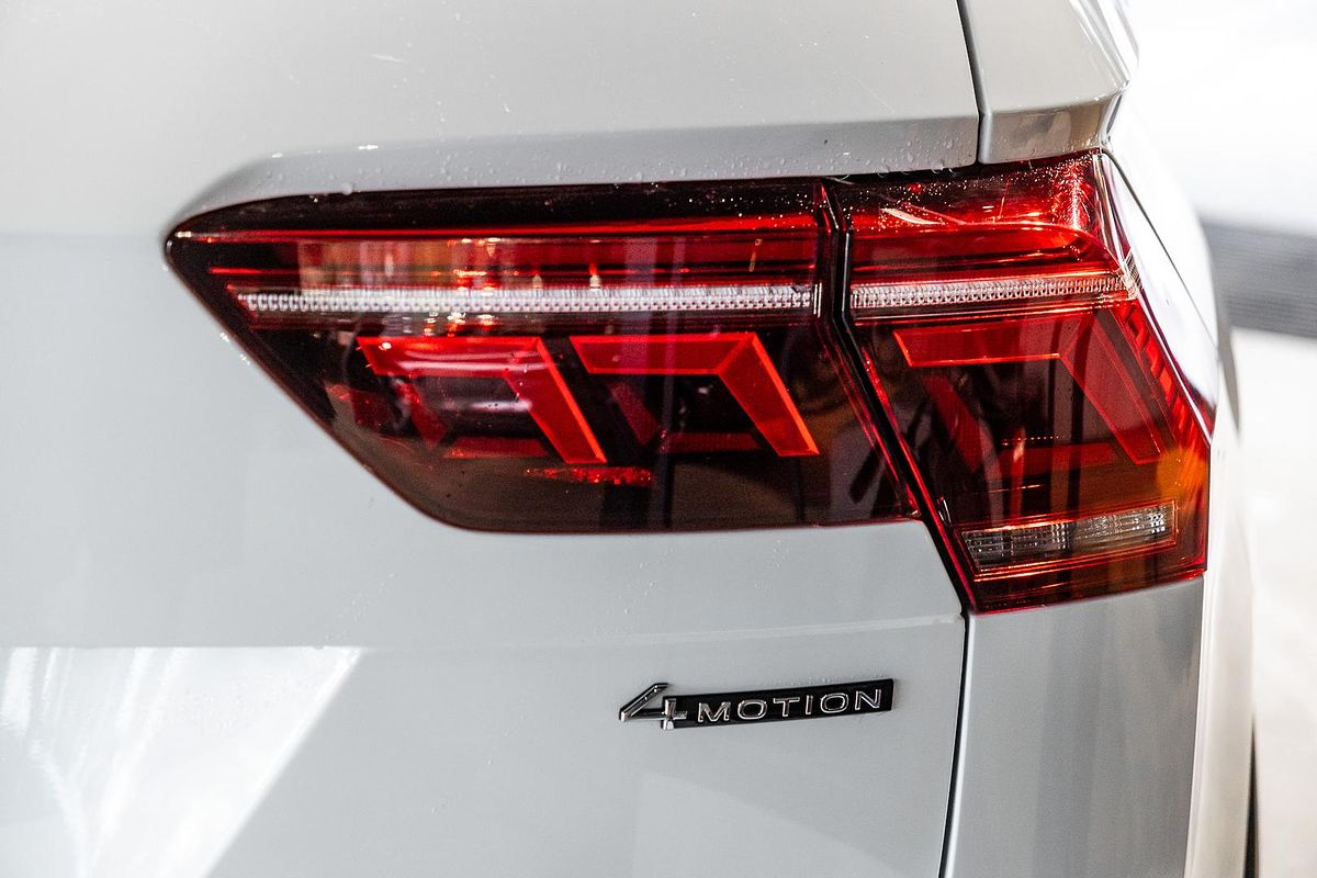 2022 Volkswagen Tiguan 162TSI R-Line 5N