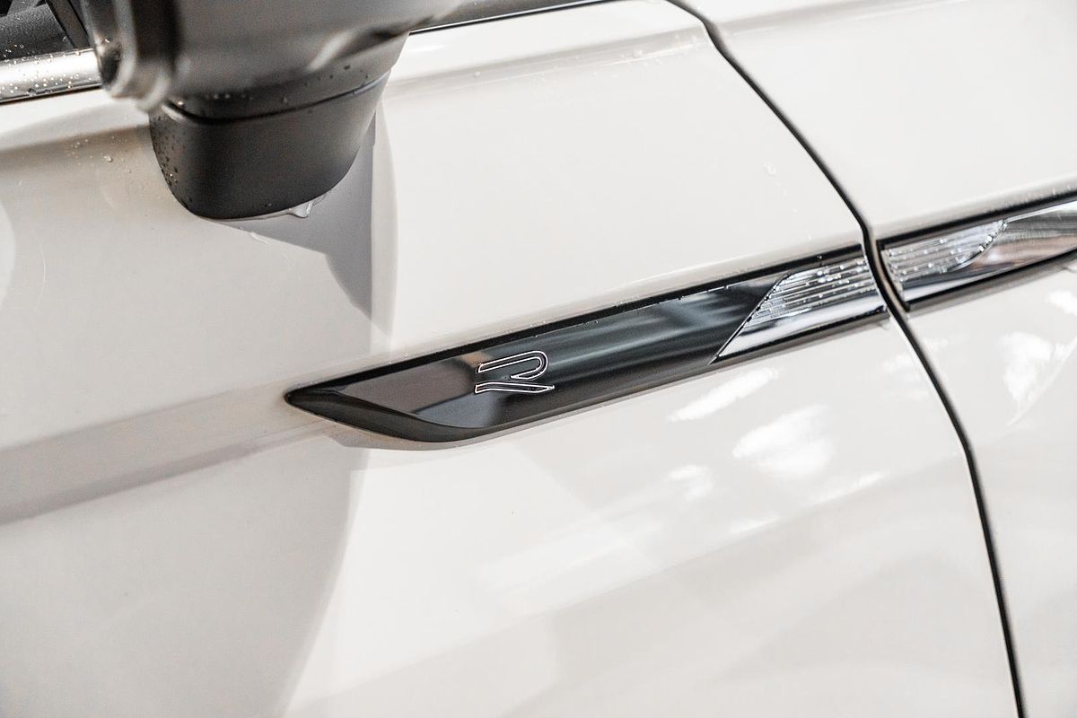 2022 Volkswagen Tiguan 162TSI R-Line 5N