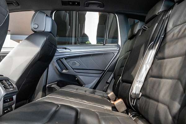 2022 Volkswagen Tiguan 162TSI R-Line 5N
