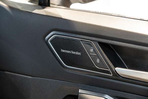2022 Volkswagen Tiguan 162TSI R-Line 5N