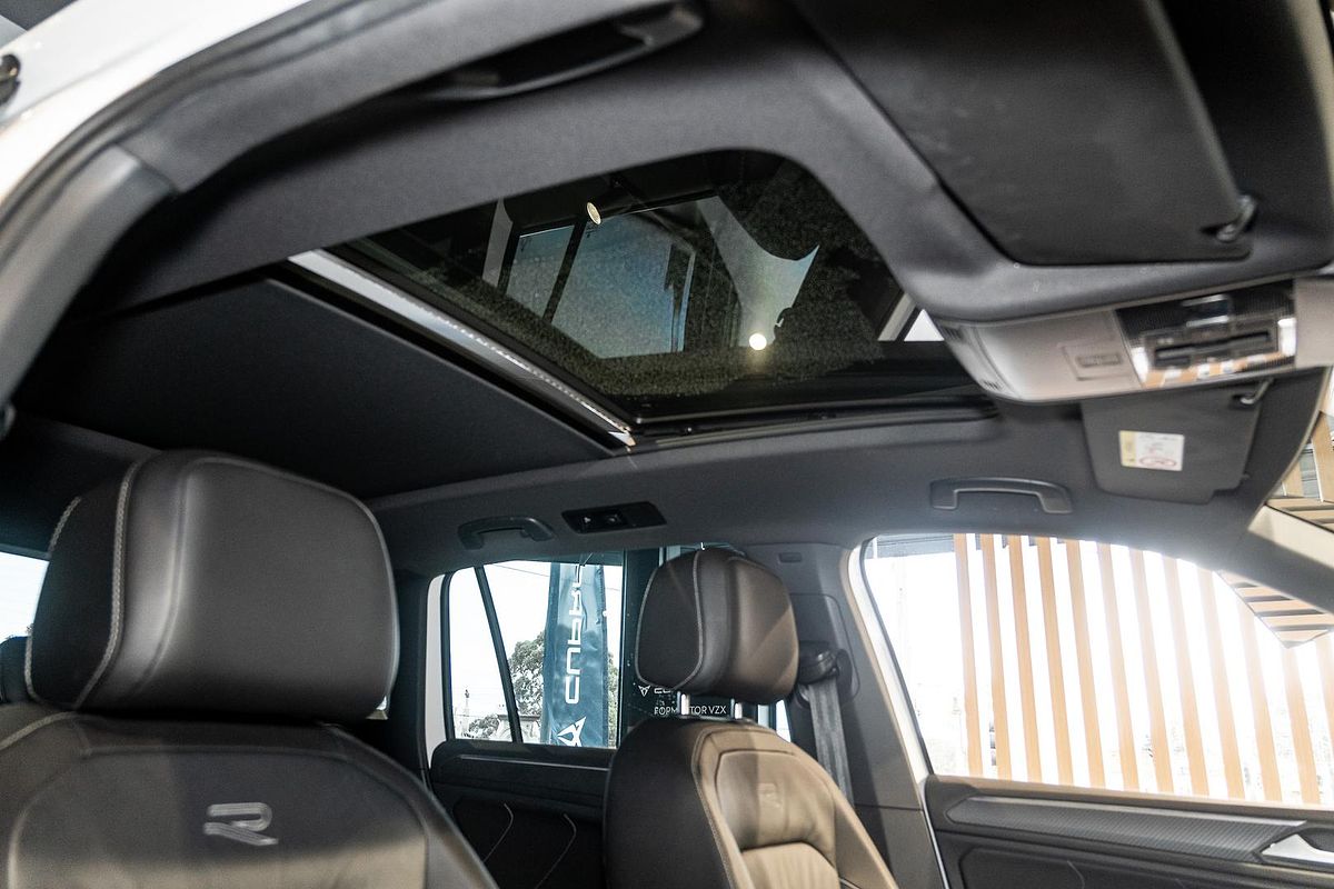 2022 Volkswagen Tiguan 162TSI R-Line 5N