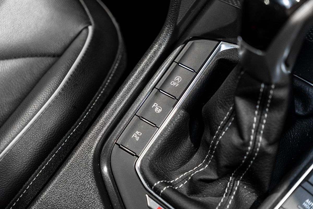 2022 Volkswagen Tiguan 162TSI R-Line 5N