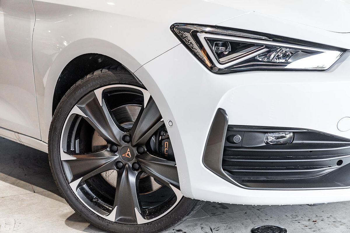 2024 CUPRA Leon VZe KL