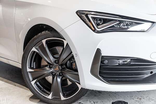 2024 CUPRA Leon VZe KL
